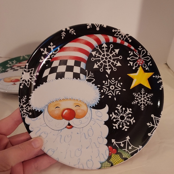 Lot of FOUR (4) Mary Engelbreit Santa Appetizer/Dessert Plates from Hobby Lobby - Picture 8 of 14
